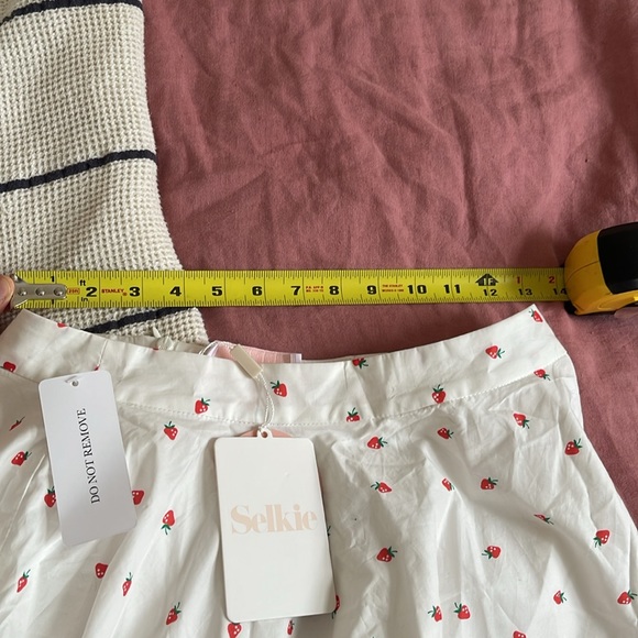 Lisa Says Gah Sangria Skirt - Picture 13 of 14